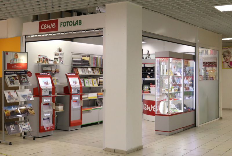 CEWE Fotolab - fotoslužby a fototechnika